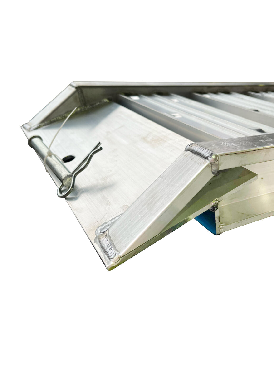 1600kg 2.4m Folding Aluminium Loading Ramps (pair)