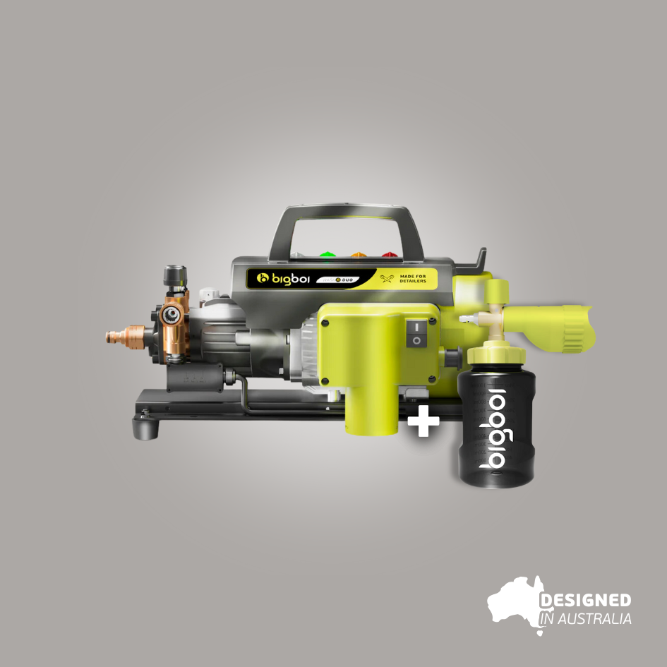 bigboi WashR DUO wall mounted pressure washer with foam cannon