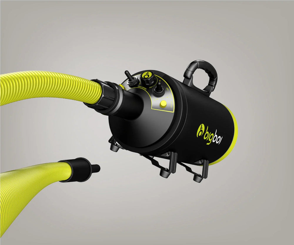 bigboi BlowR MINI car dryer with hose attachment