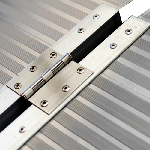 0.6m Folding Aluminium Wheelchair Ramp - 270kg capacity