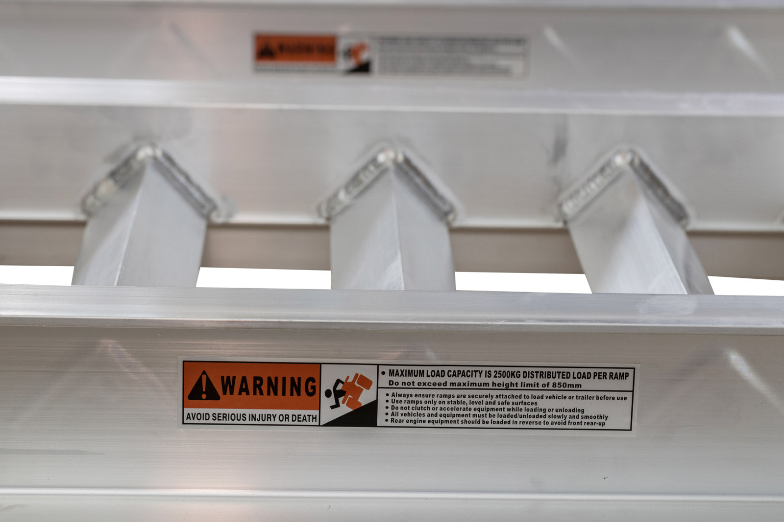 5000kg 1.6m Alumium Loading Ramps (pair)